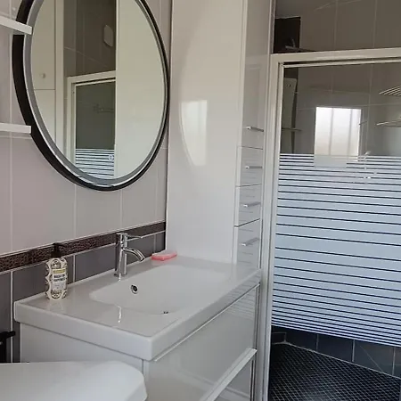 Charmante Maisonnette Proche