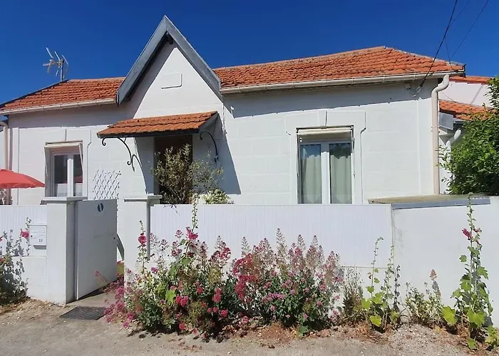 Charmante Maisonnette Proche Ferienhaus *